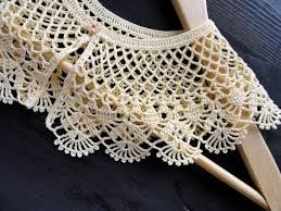 Collier En Dentelle Jaune Vanille Crochet Col De Robe Amovible Incroyable Collier Peter Pan Dan Crochet Lace Collar Crochet Collar Pattern Victorian Collar