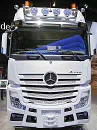 15 Best Trucks In The World Cool Trucks Pictures Cool Trucks Mercedes Truck Mercedes Benz Trucks