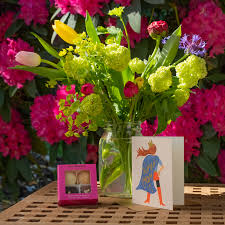 We deliver happiness to osage beach, lake ozark, macks creek, sunrise beach, laurie, eldon, lebanon and linn creek. Last Minute Mother S Day Gifts Deliver Brunch Bundle A Bouquet Make Something Sweet Oregonlive Com