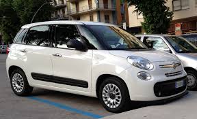The 2017 fiat 500l tall wagon has utility down pat, and offers good value, but its styling is quirky the 2017 fiat 500l is a small car that still has a large number of features and options, so take time to go. File 2014 Fiat 500l 1 3 Multijet Pop Front Jpg Wikimedia Commons