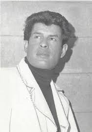 Felipe Davila's Instagram, Twitter & Facebook