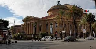 Sicuramente, anche se ci fossero le condizioni per passare da zona rossa a zona arancione già da lunedì 29 marzo, milano e. Palermo Primo Giorno In Zona Rossa Runner E Poche Auto In Strada Dire It