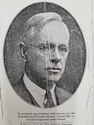 Ellen Hack's Instagram, Twitter & Facebook