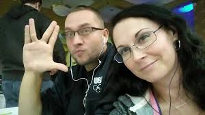 Fun times interviewing Gears of War producer Chuck O'Sieja with special  guest Kim Weeks!