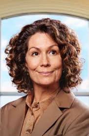 When people ask who I'd want to play Kate Cocks in the TV series (I wish  😆), my answer is always Kitty Flanagan. Don't you think she'd be superb?  For fun, I