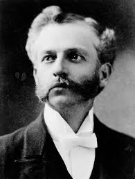 Meredith Snyder's Instagram, Twitter & Facebook