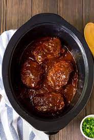 If you've never had pork chops from a slow cooker before, this is the recipe to try. Crock Pot Pork Chops With Onions And Bbq Sauce