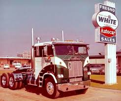 Pin By Scott Lapachinsky On Old Trucking Photos Freightliner Trucks Freightliner Model Truck Kits