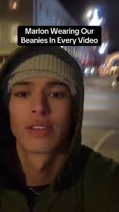 What Cap Does Marlon Wear