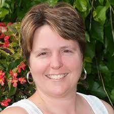 Dena Frye's Instagram, Twitter & Facebook