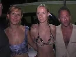 Partouze en plein air entre amis; Couples At Cap D Agde Gang Bang Wifey Zb Porn
