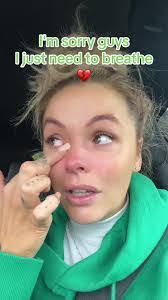 Stephanie Gaudet's Instagram, Twitter & Facebook