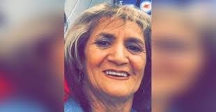 Debbie Molina's Instagram, Twitter & Facebook