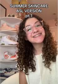 Understanding ASL Misinterpretations in Music Performances