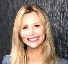 Red Spade Realty » Lori Vozzella