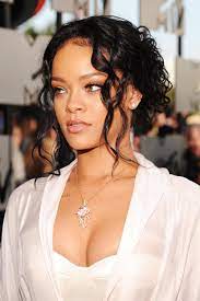 Rihanna S Most Iconic Hair Looks Rihanna Hairstyles Hair Looks Rihanna Looks