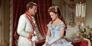 La scelta dell'arciduchessa sofia cadde su elena, dopo due falliti progetti con principesse prussiane e sassoni, dal momento che. Sissi 1955 Kritik Cinema Austriaco