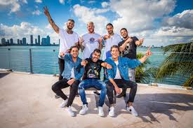 Le top séries gulli replay. Galerie Photos Les Anges 11 Aurelie Dotremont Et Julien Guirado Tres Proches Pascal En Difficulte Sur Son Projet Professionnel Replay De L Episode 24
