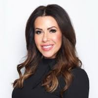 Meredith Bunch's Instagram, Twitter & Facebook