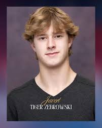 With unwavering justice and steely might, Tiger Zebrowski's Javert is a  force of the night. No law will bend, no wrong in sight.  #cedarcliffproductions #lesmisérables #doyouhearthepeoplesing