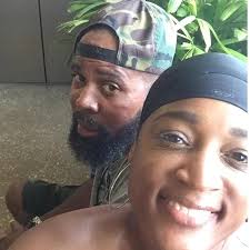 Chandi Ashmore and Phillip Holmes' Wedding Website