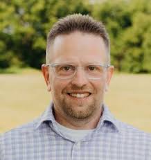 Scott Salo's Instagram, Twitter & Facebook