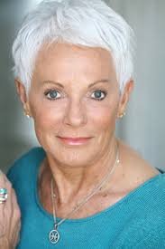 Sheila Gillette's Instagram, Twitter & Facebook