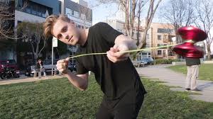 4 easy ways to wind a yoyo. Watch How This Guy Became A World Yo Yo Champion Obsessed Wired