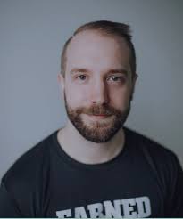 Meet Our Lead Trainer, Chase! Chase McKenzie is a BKin graduate from the  University of the Fraser Valley, a BCAK member, and a Medical Exercise  Specialist. After joining Ascend in 2016, he