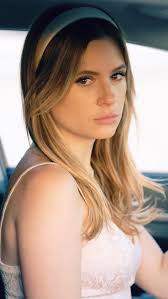 Lora Mchugh's Instagram, Twitter & Facebook