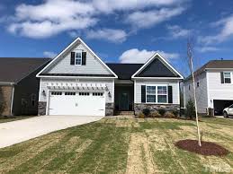 Our new home communities can be found throughout north carolina including the fayetteville, clayton, greenville, beaufort, new bern and jacksonville. New Homes In Fuquay Varina Caviness Cates North Lakes