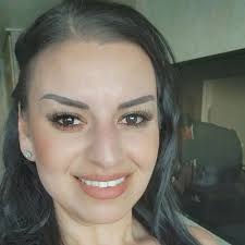 Noemi Mercado-Flores (@lovemydevildog)