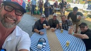 Amy Stinchcomb's Instagram, Twitter & Facebook