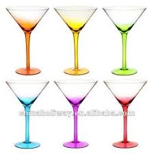 Pin By Timelou On Ack Cess Soirrs Tableware Gifts Colored Champagne Glasses Champagne Flute Glasses