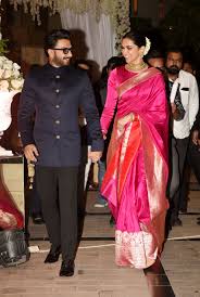 Deepika Padukone Saree Looks Deepika S Latest Sarees 2019 Saree Look Indian Saree Blouses Designs Saree Trends