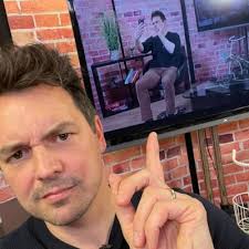 Dr Anna Symonds (@dr_symonds)