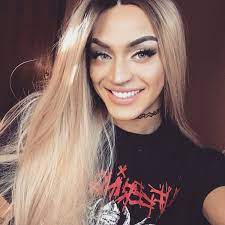 Pabllo vittar faz campanha para boninho deixar ela cantar no 'bbb 21': Apos Pausa Pabllo Vittar Retorna Aos Palcos Com Show Em Curitiba Pablo Vittar Meninas Tamblr Cantores
