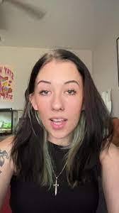 Miranda Blum's Instagram, Twitter & Facebook