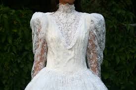 It's easy to overlook the humble sleeve. Diy Vintage Wedding Dress To A Cocktail Dress Life Is Beautiful