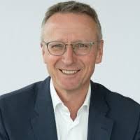 30+ "Daniel Schüren" profiles