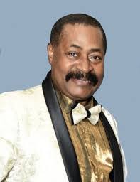 Kathlyn Scott's Instagram, Twitter & Facebook