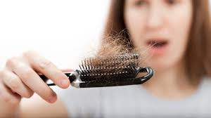 Leserbeitrag Haarausfall Bei Frauen Kann Unterschiedliche Ursachen Haben