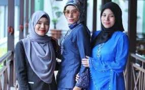 Dai farhan nikah di mekah. Isu Cerai Rupanya Da I Farhan Dr Erin Dah Rancang Nikah Sebelum Ke Makkah Kemudian Iluminasi