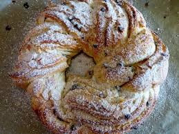 Kringle Estonien Noisette Et Pepites De Chocolat Recette En 2020 Pepite Chocolat Recette Kringle Recette