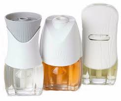 Glade® Plugins® Scented Oil - Warmer | Sc Johnson Professional