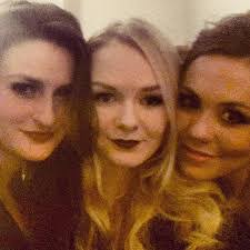 Eloise Barker's Instagram, Twitter & Facebook