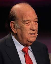 وفاة الفنان المصري القدير حسن حسني عن عمر ناهز 89 عاما.