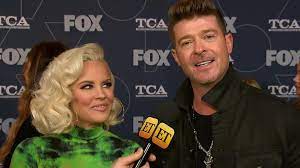 Each week there is usually a guest judge that helps vote for the best performance. Masked Singer Judges Tease Fans Will Be Screaming At The Tv During Season 3 Premiere Exclusive Entertainment Tonight