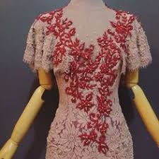 Kombinasi antara brokat dan batik paling sering dilakukan untuk membuat dress. 590 Luv Kebaya Indonesia Ideas Kebaya Kebaya Lace Kebaya Indonesia