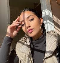 Crystal Rios's Instagram, Twitter & Facebook